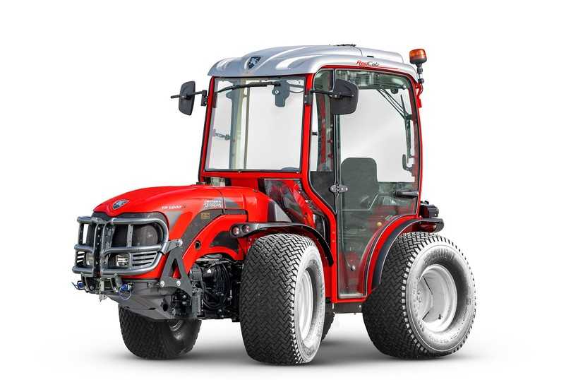 Bei der Infinity-Serie handelt es sich um Kompakttraktoren mit hydrostatischem Getriebe und umkehrbarem Fahrerstand. | Foto: Antonio Carraro Bei der Infinity-Serie handelt es sich um Kompakttraktoren mit hydrostatischem Getriebe und umkehrbarem Fahrerstand. | Foto: Antonio Carraro