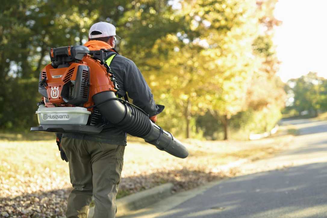 Husqvarna: Neuer Laubbläser kommt 2026 Husqvarna: Neuer Laubbläser kommt 2026