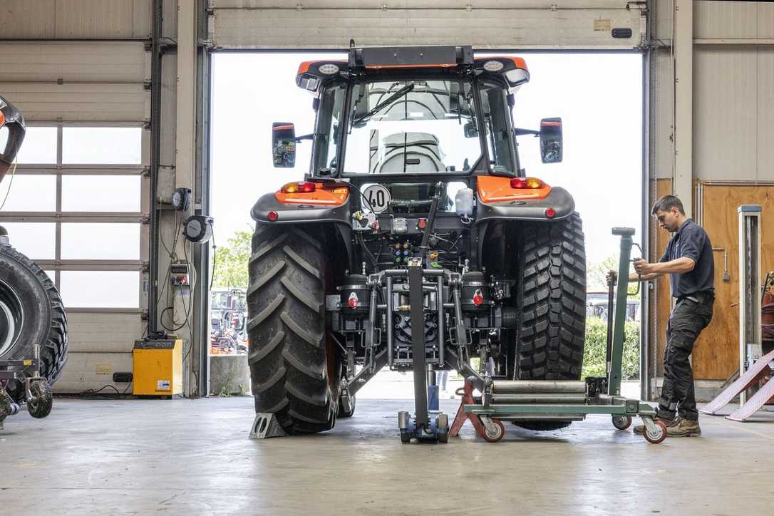 Kommunaltraktor umrüsten: Reifenlösungen von Bohnenkamp Kommunaltraktor umrüsten: Reifenlösungen von Bohnenkamp