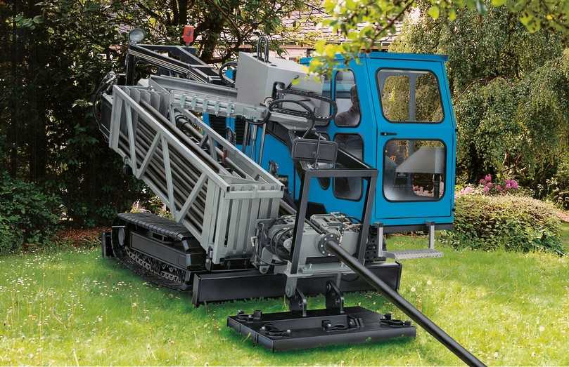 1997: Mit dem Grundodrill 20S stellte Tracto das erste Bohrgerät mit einem schwenkbaren Magazin vor, das Platz sparte und die Arbeit beschleunigte. | Foto: Tracto 1997: Mit dem Grundodrill 20S stellte Tracto das erste Bohrgerät mit einem schwenkbaren Magazin vor, das Platz sparte und die Arbeit beschleunigte. | Foto: Tracto