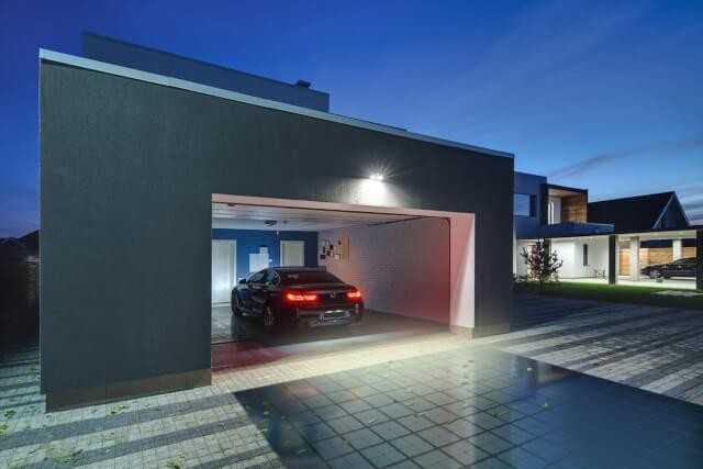 Platio-Fliesen wurden schon in Garagenzufahrten und Gärten installiert, um E-Autos aufzuladen, einen Pool zu beheizen, oder die Gartenbeleuchtung mit Strom zu versorgen. | Foto: Platio