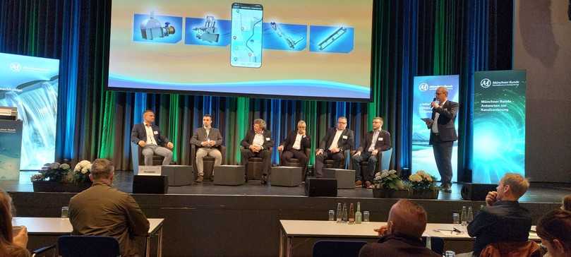 Diskussionsrunde mit Moderator Prof. Dr.-Ing. habil. Bert Bosseler (r.) | Foto: Tine Hellwig, Grafikbüro