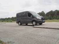 Auf dem Boulevard der gebrochenen Stoßdämpfer