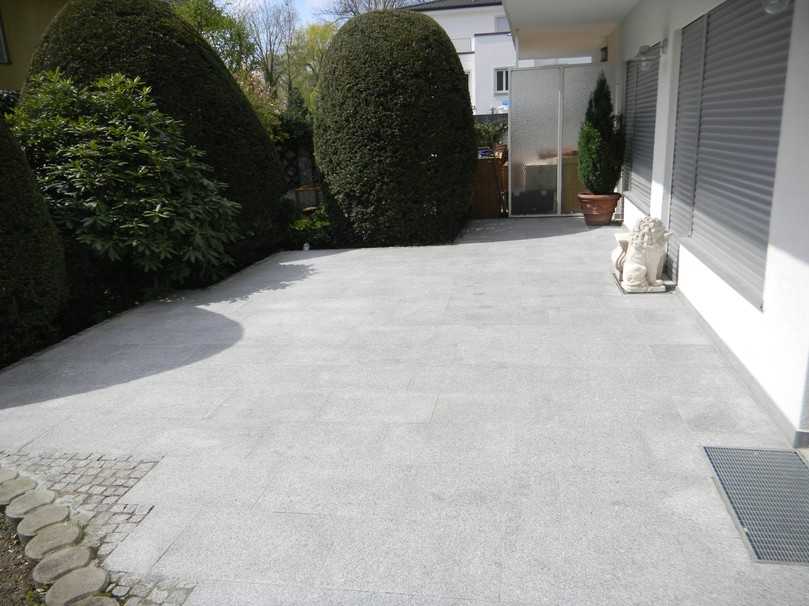 Die Terrasse nachdem sie mit Finalit gereinigt wurde. | Foto: Finalit Die Terrasse nachdem sie mit Finalit gereinigt wurde. | Foto: Finalit