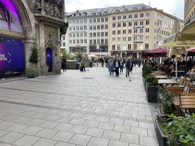 München setzt in Fußgängerzone auf bewährte Bauweise