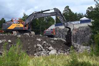 Neuer Bagger und schwere E-Dumper: Volvo zeigt Flagge im Steinbruch