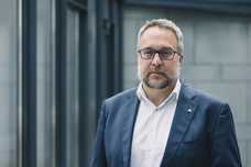 Carsten Burckhardt rückt zum Bundesvize der IG BAU auf