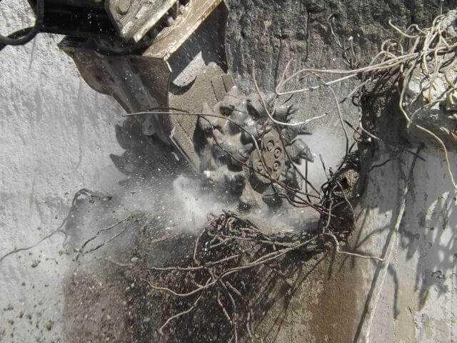 Erkat entwickelt Staubbindesystem für Baggeranbaufräsen Erkat entwickelt Staubbindesystem für Baggeranbaufräsen