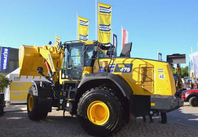 Schlüter zeigt 30-Tonnen-Radlader von Komatsu