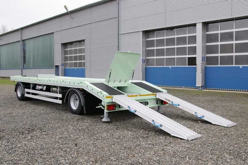 Die Plateau-Anhänger-Baureihe AP-BTA feiert in München Premiere. | Foto: Zandt cargo Die Plateau-Anhänger-Baureihe AP-BTA feiert in München Premiere. | Foto: Zandt cargo
