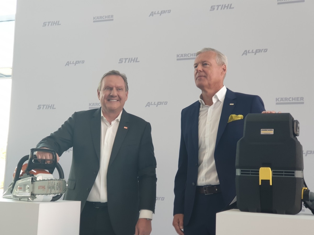 Ein Akku für alles: Wie Stihl und Kärcher jetzt Kosten im GaLaBau senken