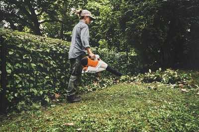 So rüsten sich Laubbläser-Hersteller für die Zukunft