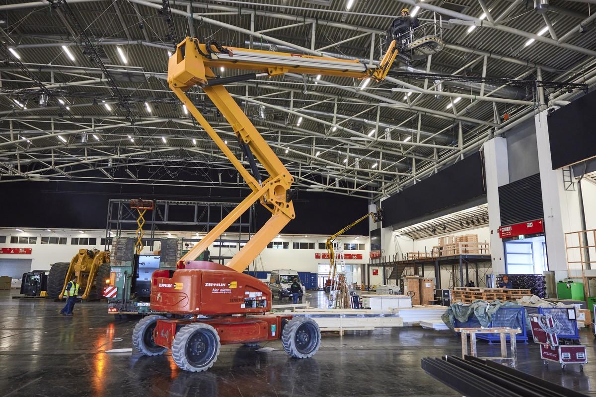 Sowohl in den Hallen als auch auf dem Außengelände der Messe München werden Vorbereitungen für die bauma 2022 getroffen | Foto: Messe München GmbH Sowohl in den Hallen als auch auf dem Außengelände der Messe München werden Vorbereitungen für die bauma 2022 getroffen | Foto: Messe München GmbH