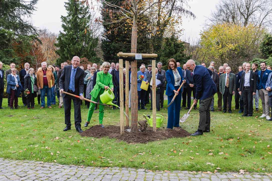 75 Jahre Fachschule für Gartenbau Essen 75 Jahre Fachschule für Gartenbau Essen
