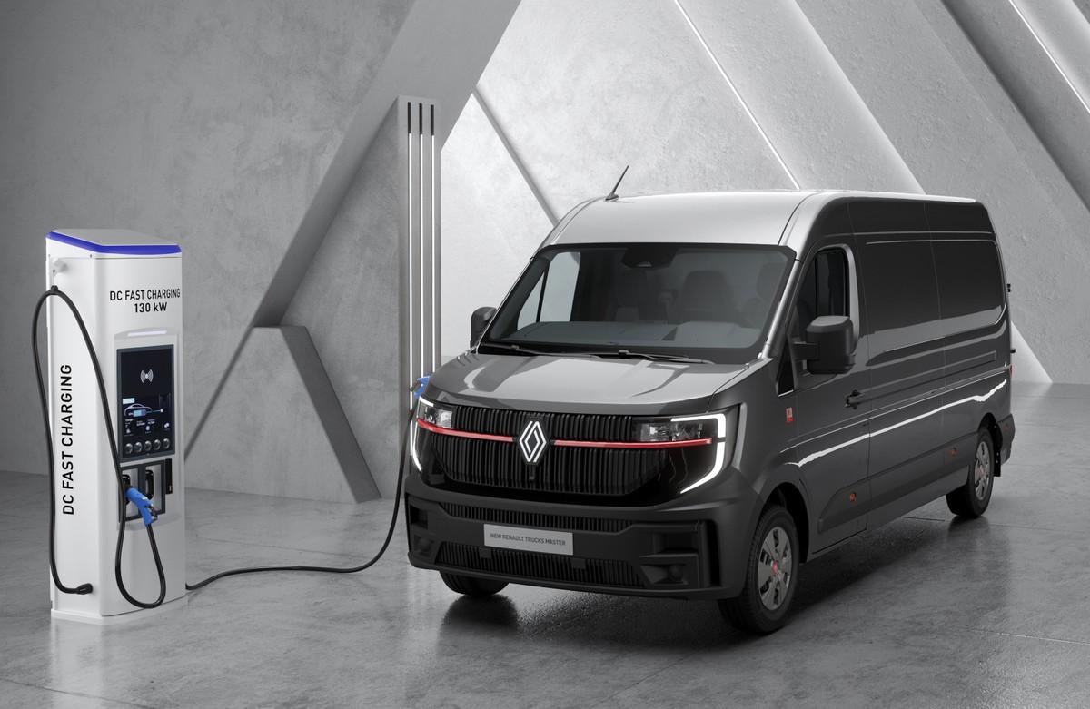 Der neue Renault Trucks E-Tech Master verfügt wahlweise über Akkus mit 40 oder 87 kWh für 170 oder 410 km Reichweite. | Foto: Renault Trucks