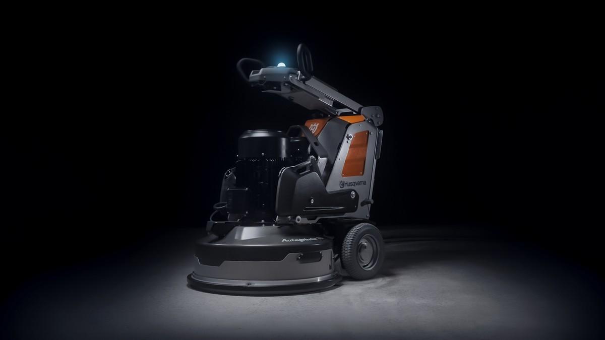 Premiere auf der bauma 2025: Der Autogrinder navigiert beim Schleifen und Polieren von Böden selbstständig. | Foto: Husqvarna Construction