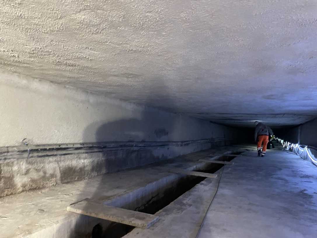 Sanierung unter Bahnstrecke Heidelberg-Karlsruhe