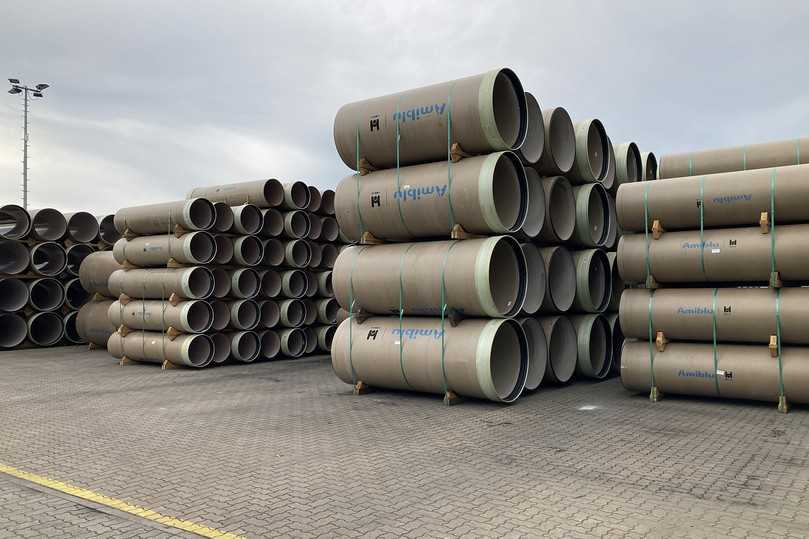 Im Schleuderverfahren produzierte Hobas GFK-Rohre | Foto: Amiblu Germany GmbH