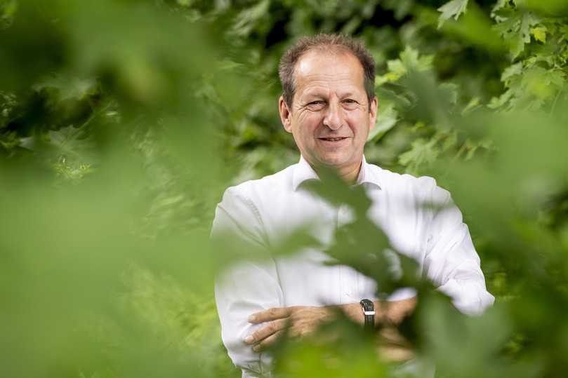 BGL-Präsident Thomas Banzhaf: „Da ist ein Fehler passiert, für den im Ministerium niemand die Verantwortung übernehmen möchte – und für den nun der GaLaBau teuer bezahlen soll." | Foto: BGL/Martin Rottenkolber BGL-Präsident Thomas Banzhaf: „Da ist ein Fehler passiert, für den im Ministerium niemand die Verantwortung übernehmen möchte – und für den nun der GaLaBau teuer bezahlen soll." | Foto: BGL/Martin Rottenkolber