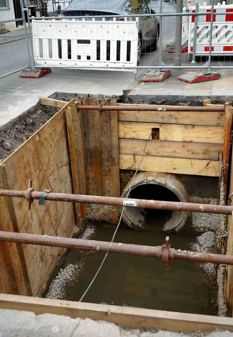 Die Gruben wurde gezielt auf das notwendige Maß reduziert und ersparten so viele Kubikmeter Bodenaushub und -transporte. | Foto: Sanierungstechnik Dommel