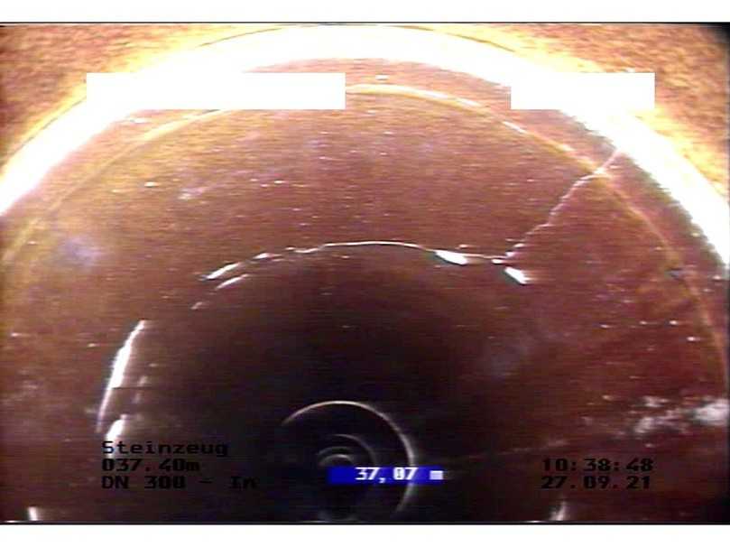 Abbildung 14: Riss mit 1 mm Breite, geringere Bildauflösung | Foto: ISAS GmbH Abbildung 14: Riss mit 1 mm Breite, geringere Bildauflösung | Foto: ISAS GmbH