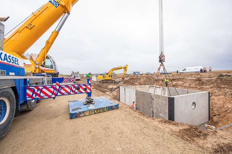 Im Vergleich zu traditionellen Anlagen verfügt diese Lösung bei großer hydraulischer Leistungsfähigkeit über eine sehr kompakte Bauweise. | Foto: Finger Baustoffe Im Vergleich zu traditionellen Anlagen verfügt diese Lösung bei großer hydraulischer Leistungsfähigkeit über eine sehr kompakte Bauweise. | Foto: Finger Baustoffe