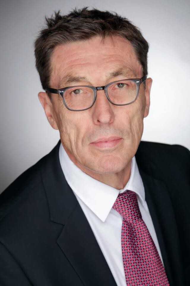 Er ist der neue Schlichter für das Baugewerbe: Prof. Rainer Schlegel | Foto: Bundessozialgericht/PicturePeople, Kassel Er ist der neue Schlichter für das Baugewerbe: Prof. Rainer Schlegel | Foto: Bundessozialgericht/PicturePeople, Kassel