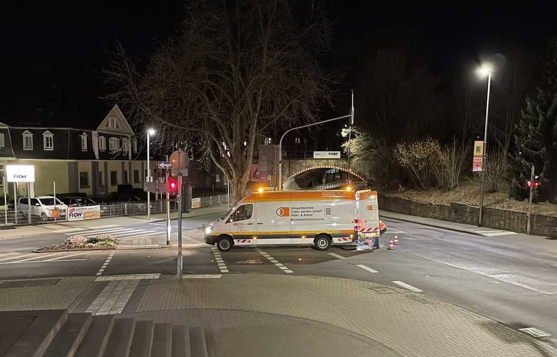 Hauptsammler-Inspektion und Abwasserumleitung in Bergisch Gladbach Hauptsammler-Inspektion und Abwasserumleitung in Bergisch Gladbach