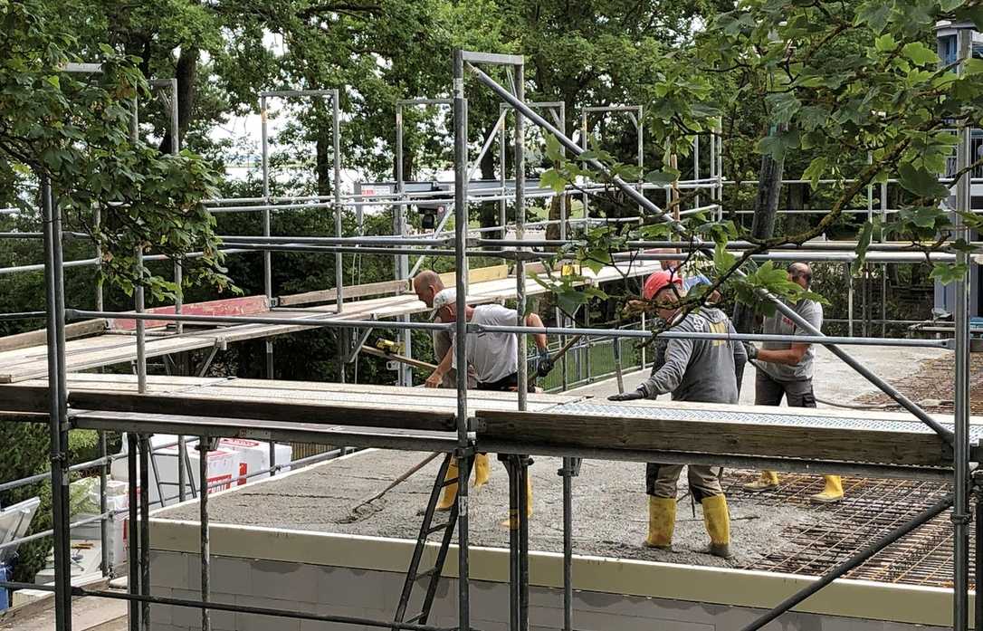 Tarifverhandlungen am Bau: Baugewerbe einigt sich auf neuen Tarifvertrag Tarifverhandlungen am Bau: Baugewerbe einigt sich auf neuen Tarifvertrag