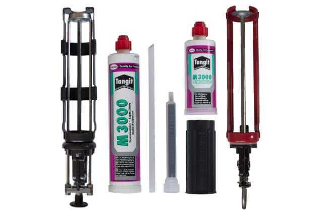 Mit dem Expansionsharz Tangit M 3000 können Versorgungsleitungen sauber und vollständig abgedichtet werden. | Fotos: Henkel AG & Co. KGaA