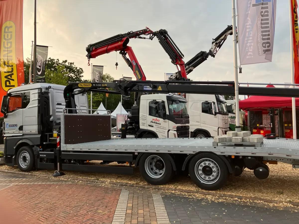 Bei "PALdrive" gibt es schnell verfügbare Neugeräte, Vorführgeräte und Gebrauchtfahrzeuge mit Palfinger-Aufbauten. | Foto: Palfinger Bei "PALdrive" gibt es schnell verfügbare Neugeräte, Vorführgeräte und Gebrauchtfahrzeuge mit Palfinger-Aufbauten. | Foto: Palfinger