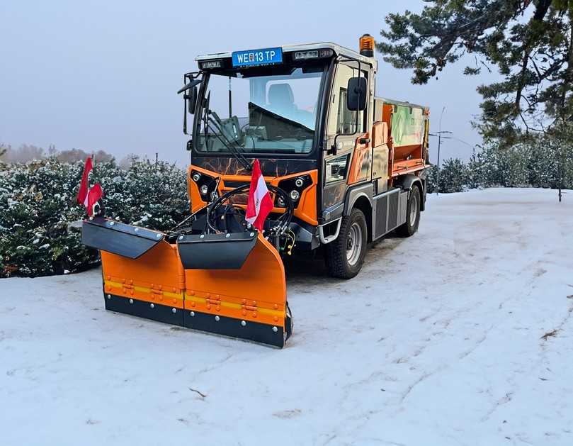 Kommunalfahrzeug eBoki beim Testeinsatz im Winterdienst. | Foto: Reform Kommunalfahrzeug eBoki beim Testeinsatz im Winterdienst. | Foto: Reform