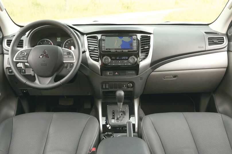 Ein echtes Nutzfahrzeug innen wie außen: Der Pickup Mitsubishi L200 | Foto: Mitsubishi Ein echtes Nutzfahrzeug innen wie außen: Der Pickup Mitsubishi L200 | Foto: Mitsubishi