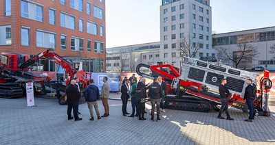 Internationaler Austausch zur elektrischen Horizontalbohrtechnik