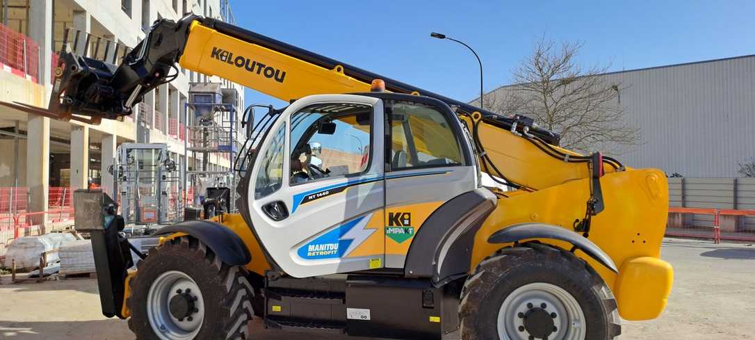 Manitou und Kiloutou testen Retrofit-Elektro-Teleskoplader bei Bouygues Materiel