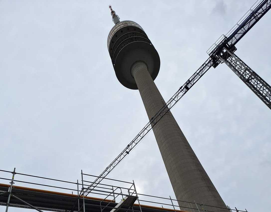 Kanalsanierung Olympiaturm München – grabenlos mit Brawoliner