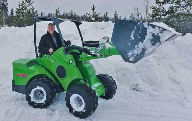 Testfahrt mit dem Avant e5 in Finnland. "Der neue Elektro-Avant lässt sich feinfühlig steuern und entwickelt enorme Schubkräfte," so der erste Eindruck von Erwin Bauer.