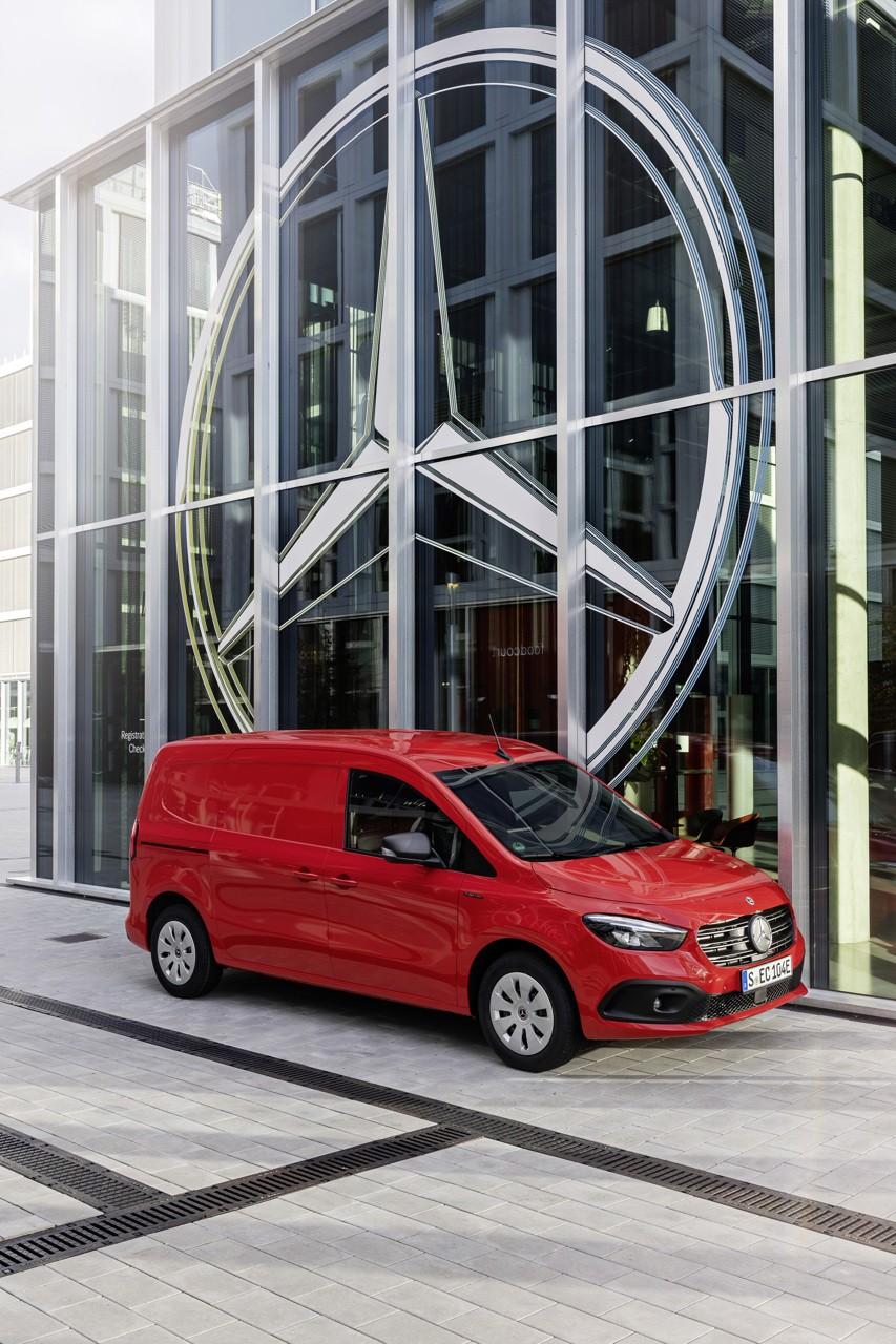Die Langversion des eCitan Kastenwagens kostet knapp 37.740 Euro netto | Foto: Mercedes-Benz 