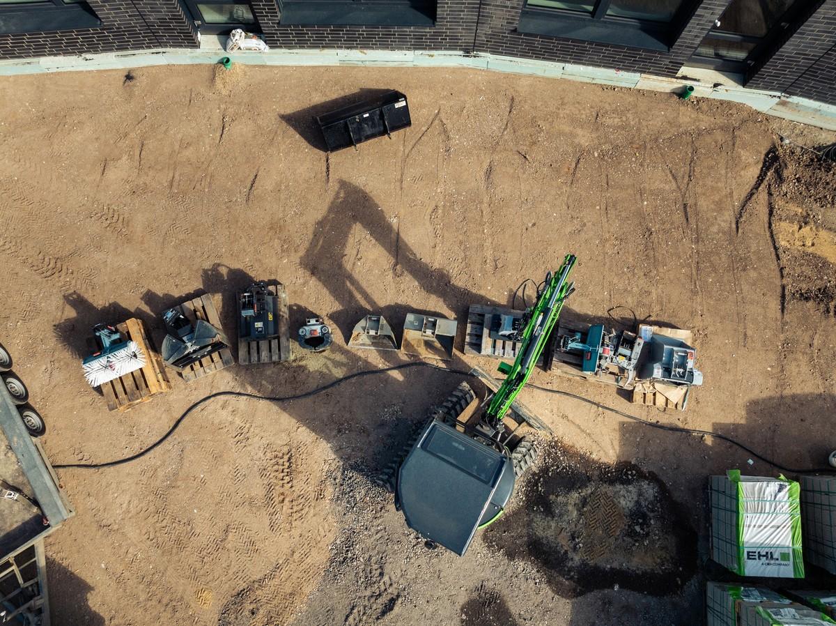 Die KTEG P-Line verwandelt mit einem Portfolio optimierter Anbaugeräte einen Bagger in einen multifunktionalen Geräteträger. | Foto: Kiesel Die KTEG P-Line verwandelt mit einem Portfolio optimierter Anbaugeräte einen Bagger in einen multifunktionalen Geräteträger. | Foto: Kiesel
