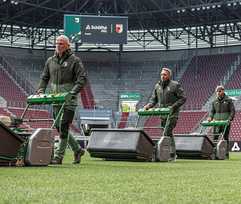 Greenkeeper des FC Augsburg tragen jetzt Schöffel