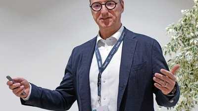 Kobelco festigt Marktposition in Europa: Neue Kennzahlen und Strategien