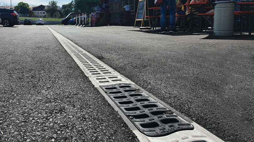 Durch den monolithischen Aufbau der BG-FILCOTEN® one wird die ökologische Performance gegenüber konventionellen Kastenrinnen noch weiter optimiert. | Foto: BG-Graspointner