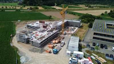 Züblin nutzt Paschal-Schalung für hohe Sichtbeton-Wände