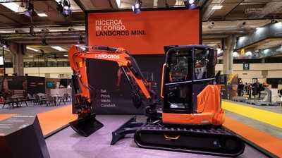 ++ SaMoTer Innovationspreise für Hitachi-Konzeptbagger ++