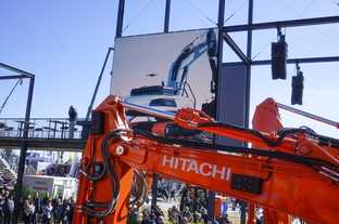 Hitachi plant Forschungszentrum für E-Bagger in Europa