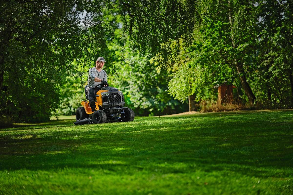 Cub Cadet hat die Rasentraktoren-Serie „LT Force" überarbeitet. | Foto: Stanley Black & Decker