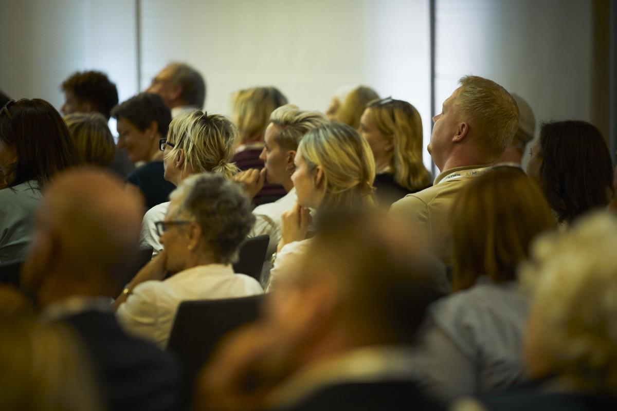 Zum Sysmposium kamen Kommunikationsprofis aus Agenturen, Marketingspezialisten und Verantwortliche aus der Baubranche. | Foto: B_I MEDIEN