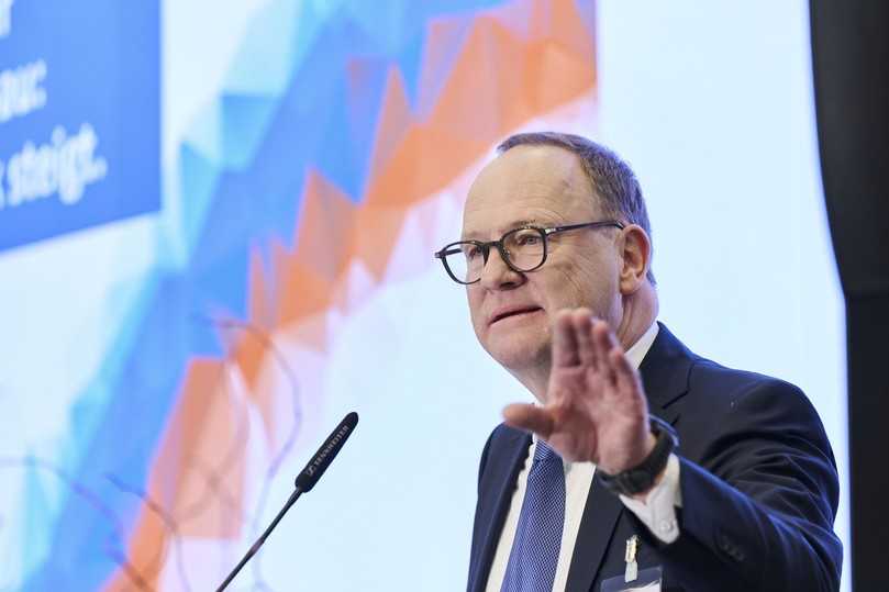 rbv-Präsident Dr. Ralph Donath machte deutlich, dass eine erfolgreiche Energiewende nur durch das Zusammenspiel verschiedener Energieträger, Infrastrukturen und Technologien erfolgreich umgesetzt werden kann. | Foto: rbv