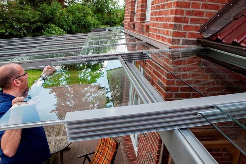 Glas-Schiebedach: Terrasse nutzen auch im Herbst Glas-Schiebedach: Terrasse nutzen auch im Herbst