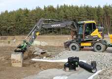 Volvo CE, SMP Parts und Rotar machen beim Schnellwechsler-Standard Open-S mit
